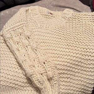 POL Women's V-Neck Sweater - Cream